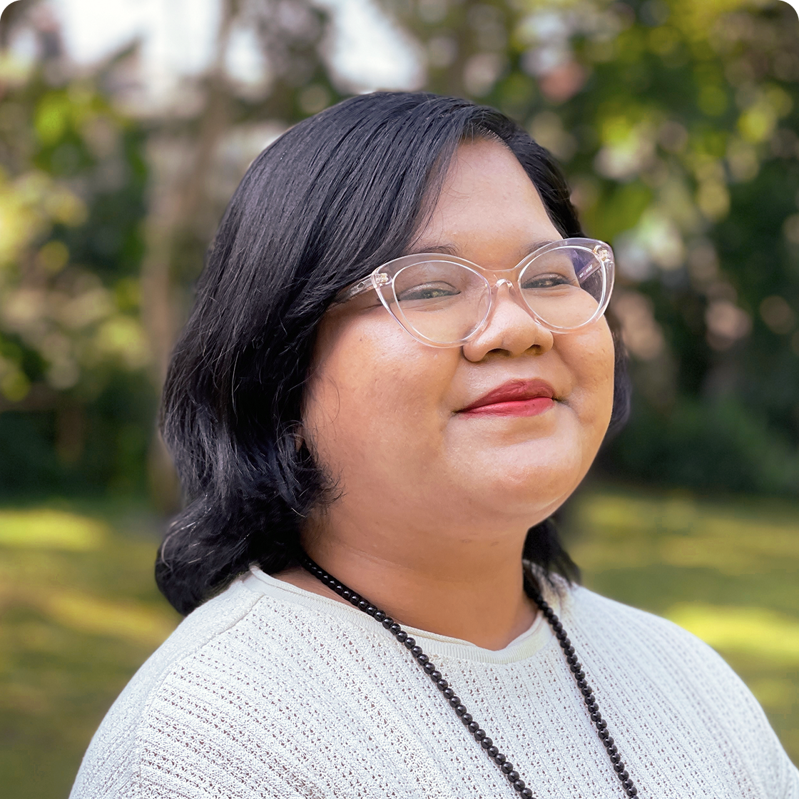 team.members.amanda.name